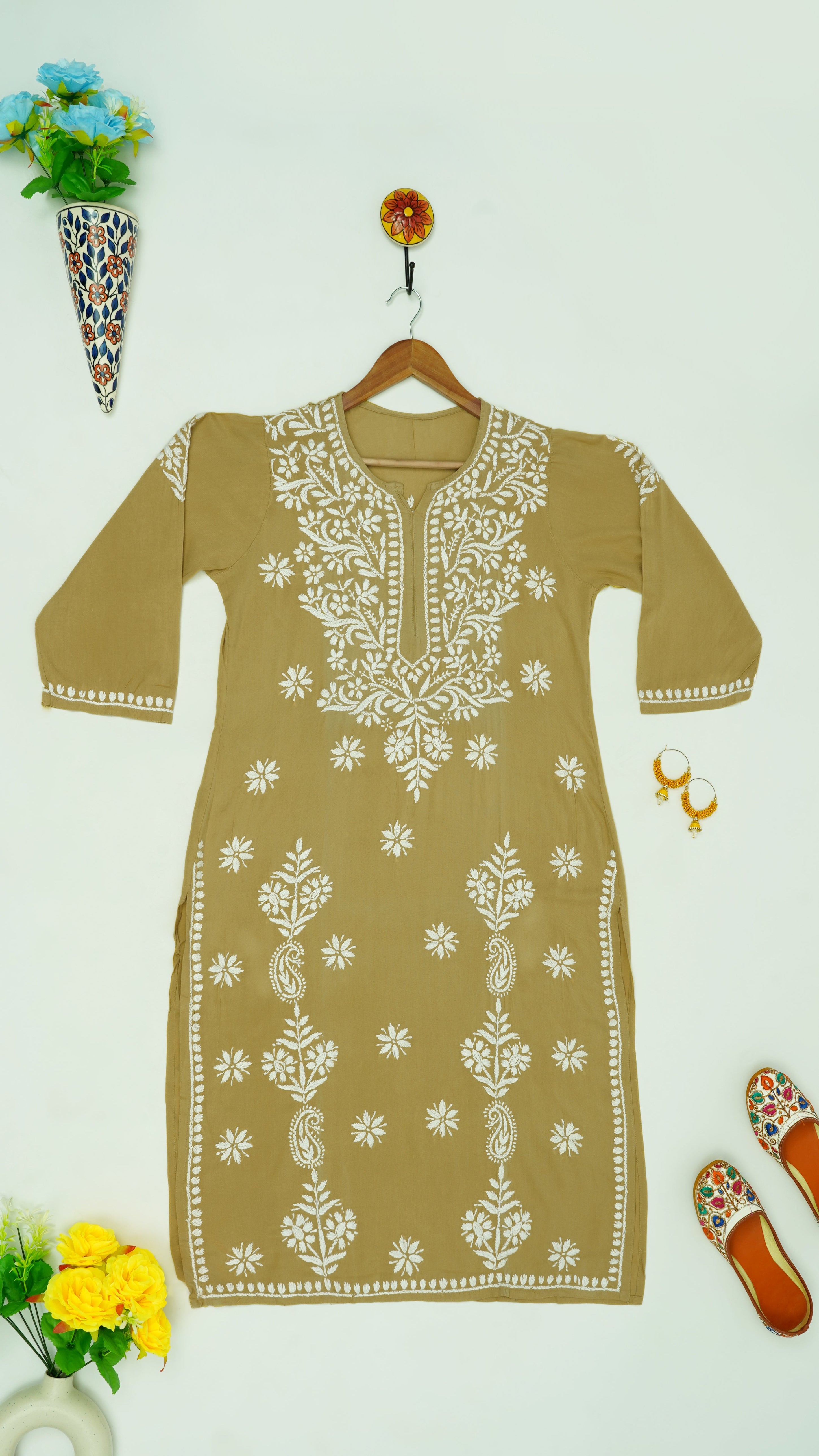 Noor-e-Zaitoon Modal Kurta