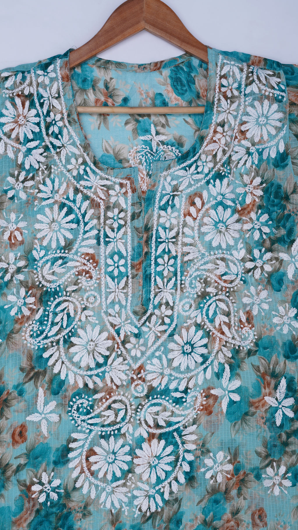 Noor-e-Kota Chikankari kurta