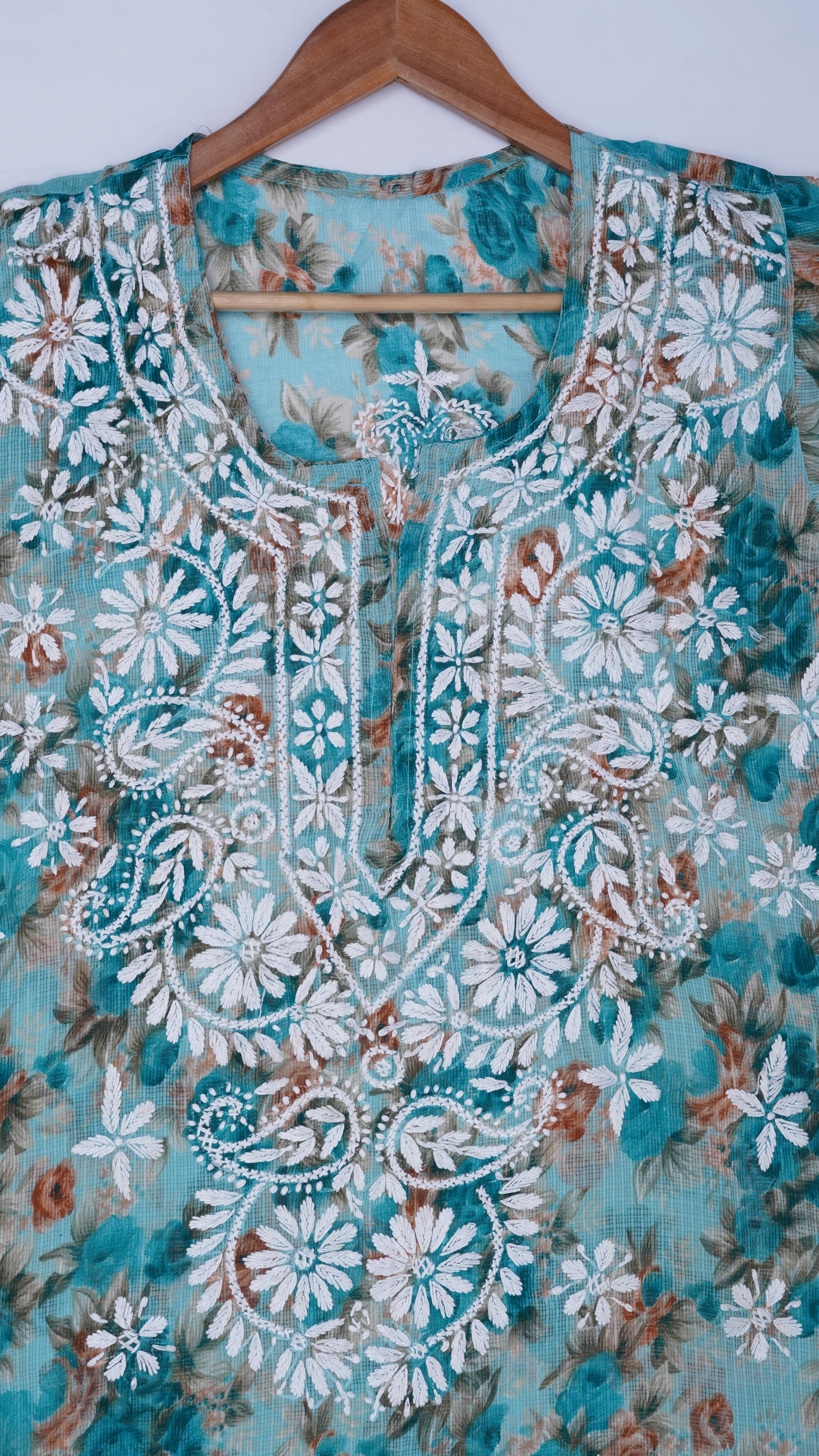 Noor-e-Kota Chikankari kurta