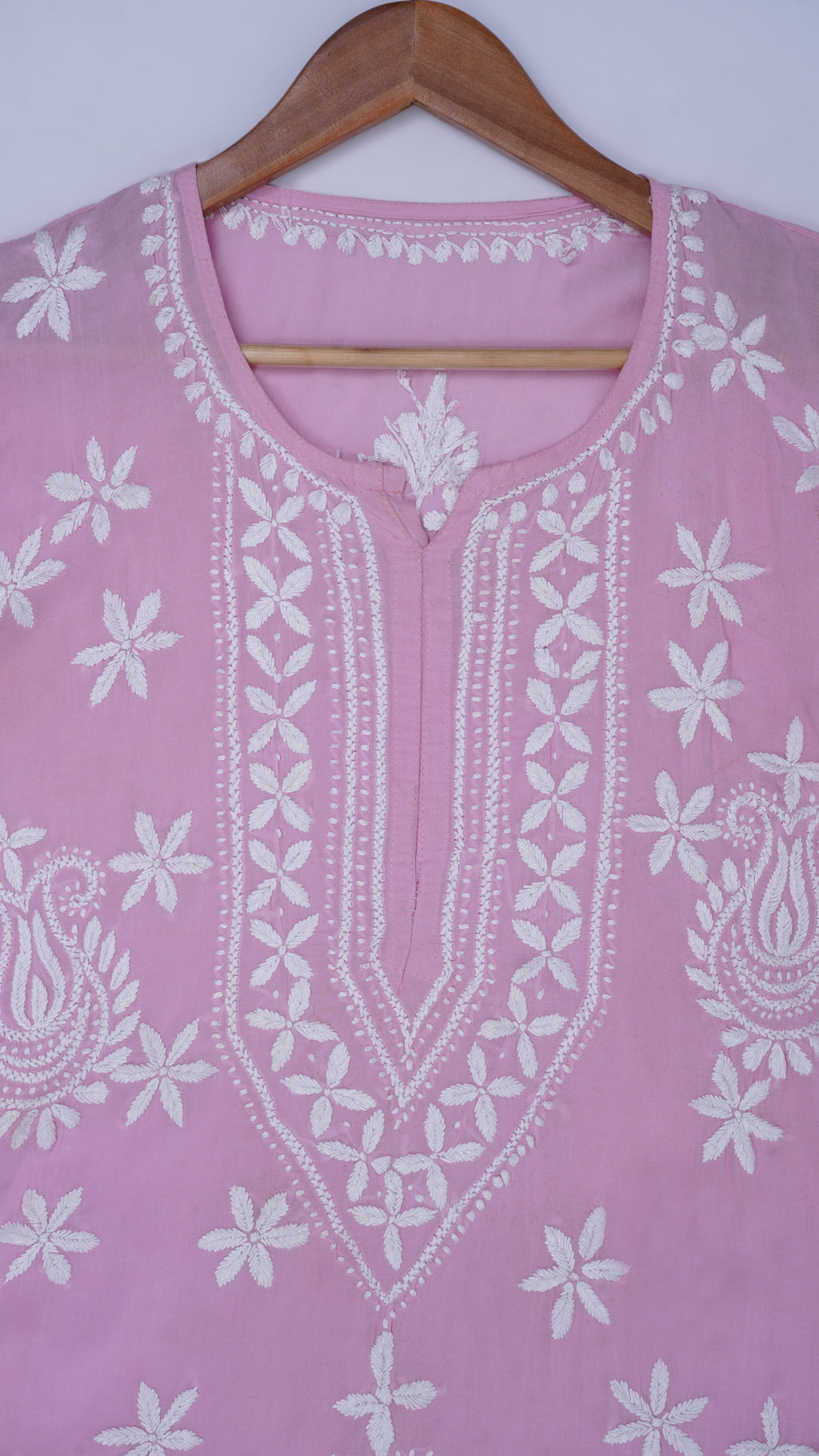 Noor-e-Rayon Chikankari Kurta
