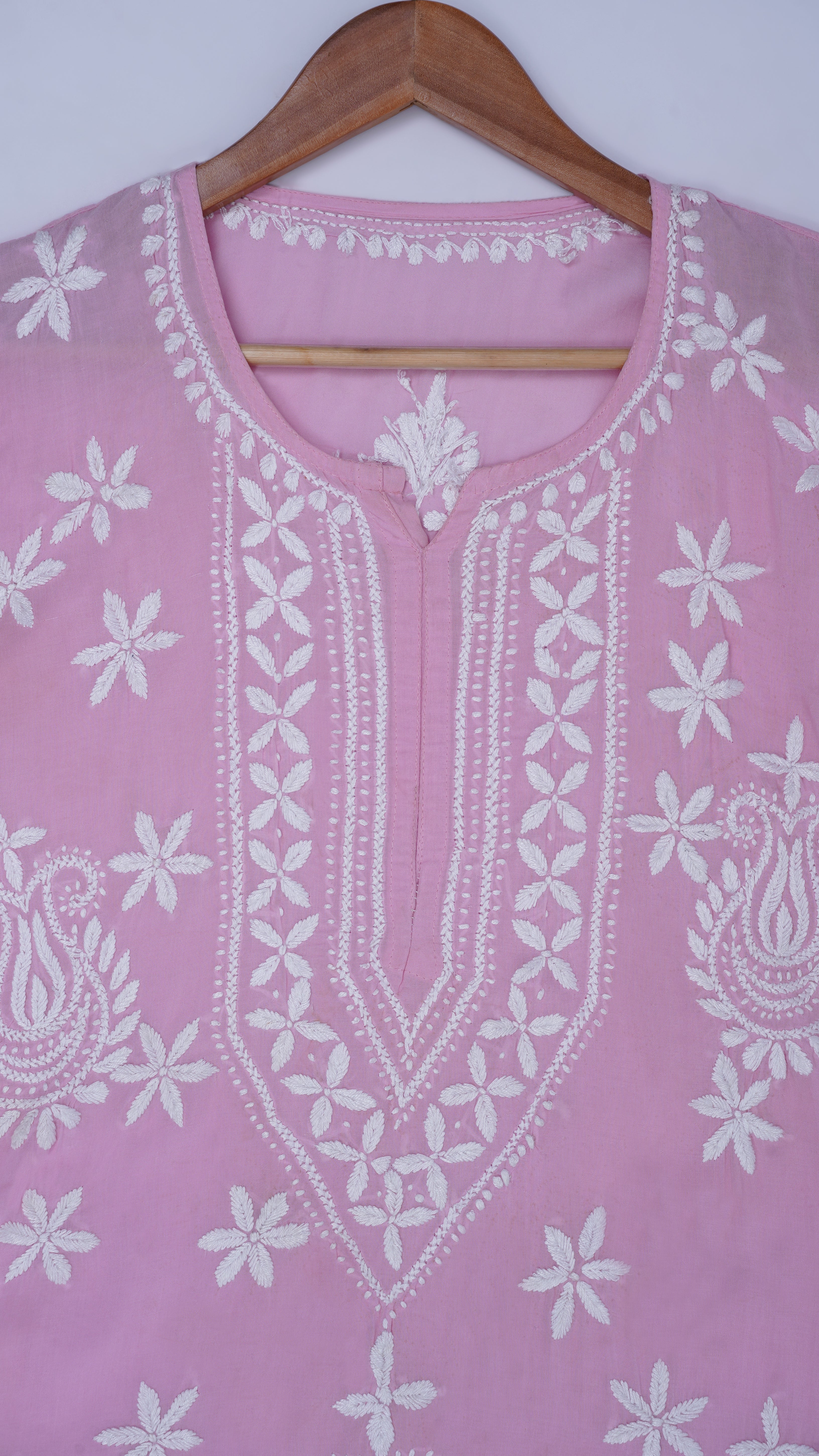 Noor-e-Rayon Chikankari Kurta