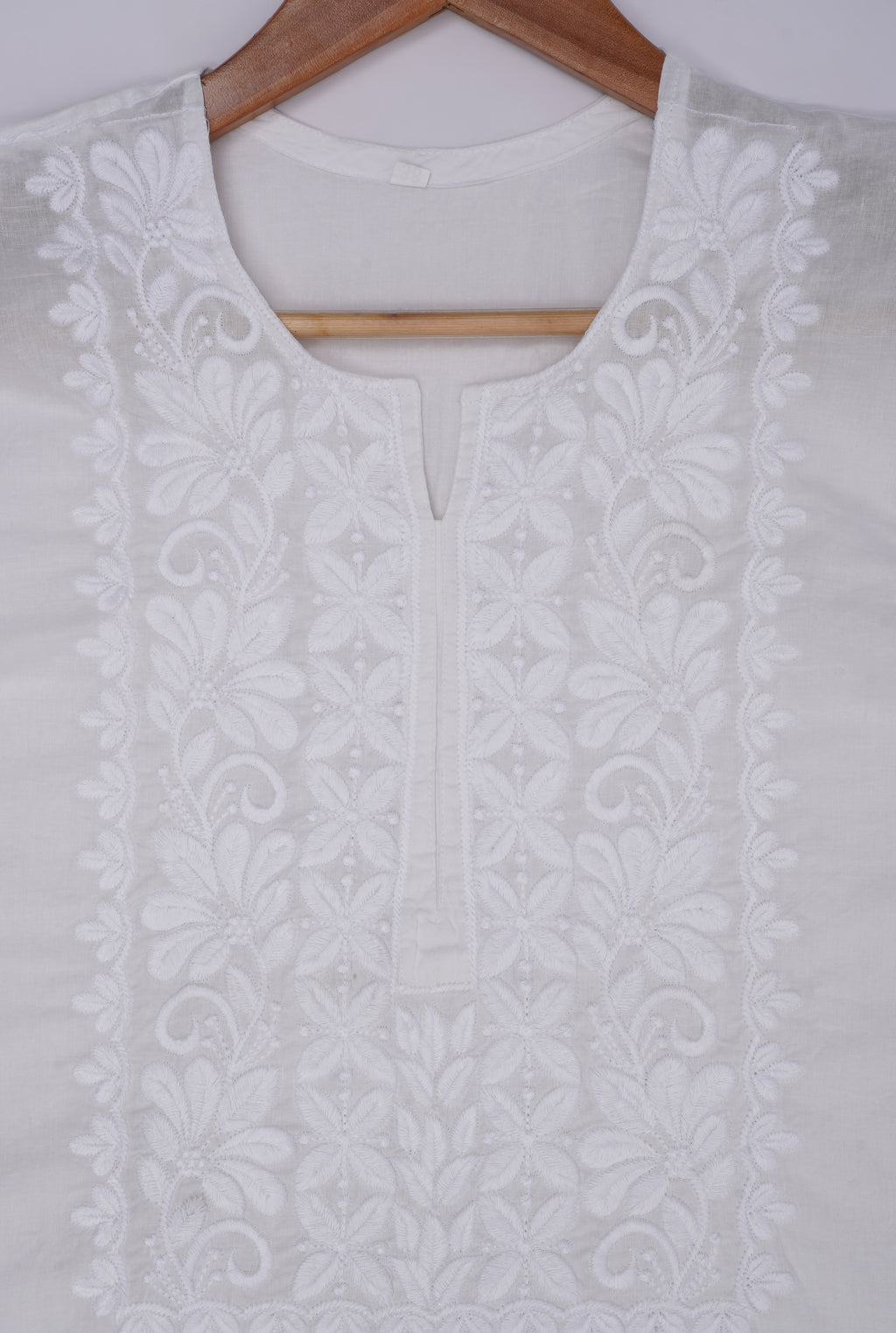 Noor-e-Nazaakat 3D Embroidery Kurta