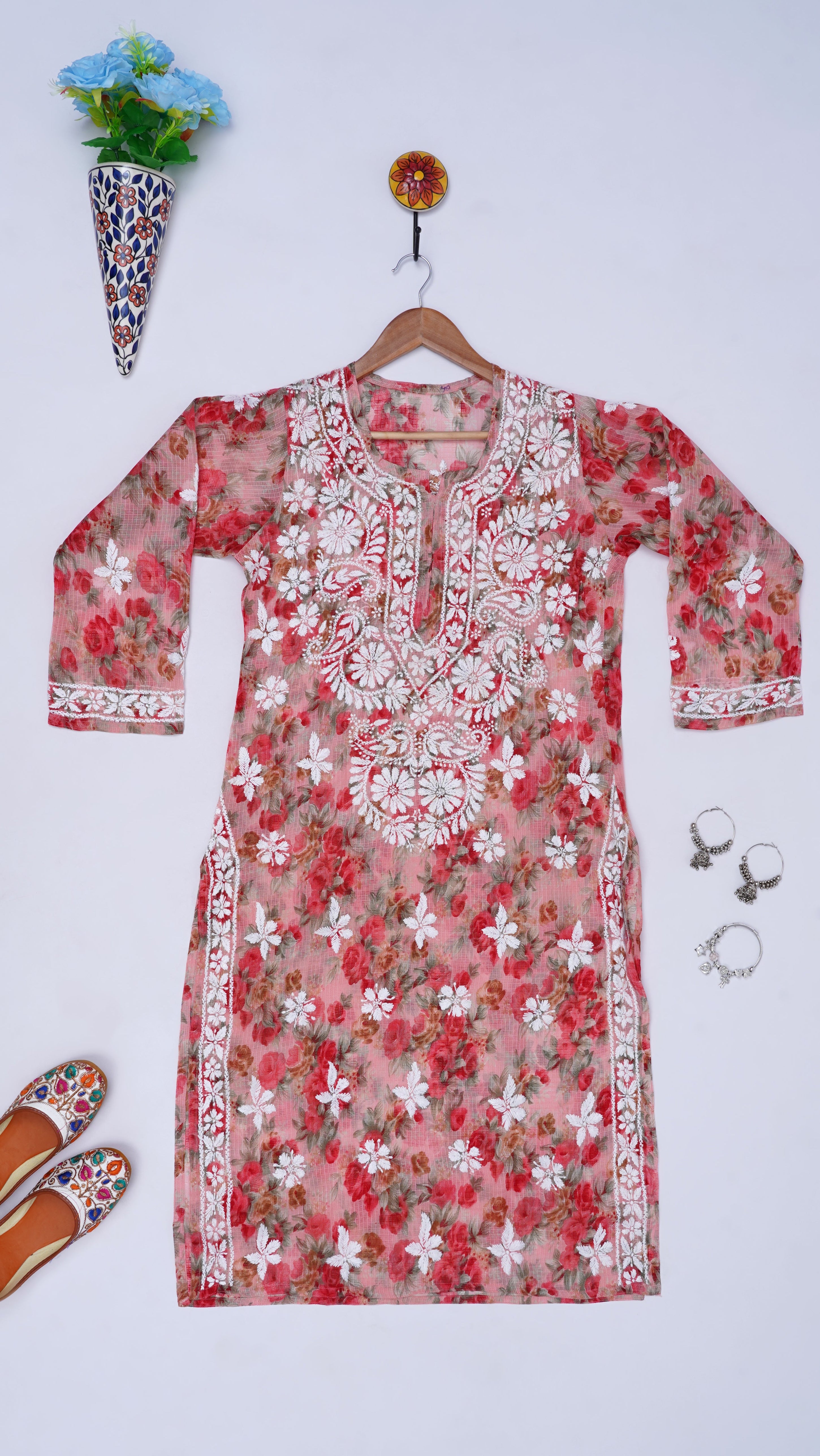 Noor-e-Kota Chikankari kurta