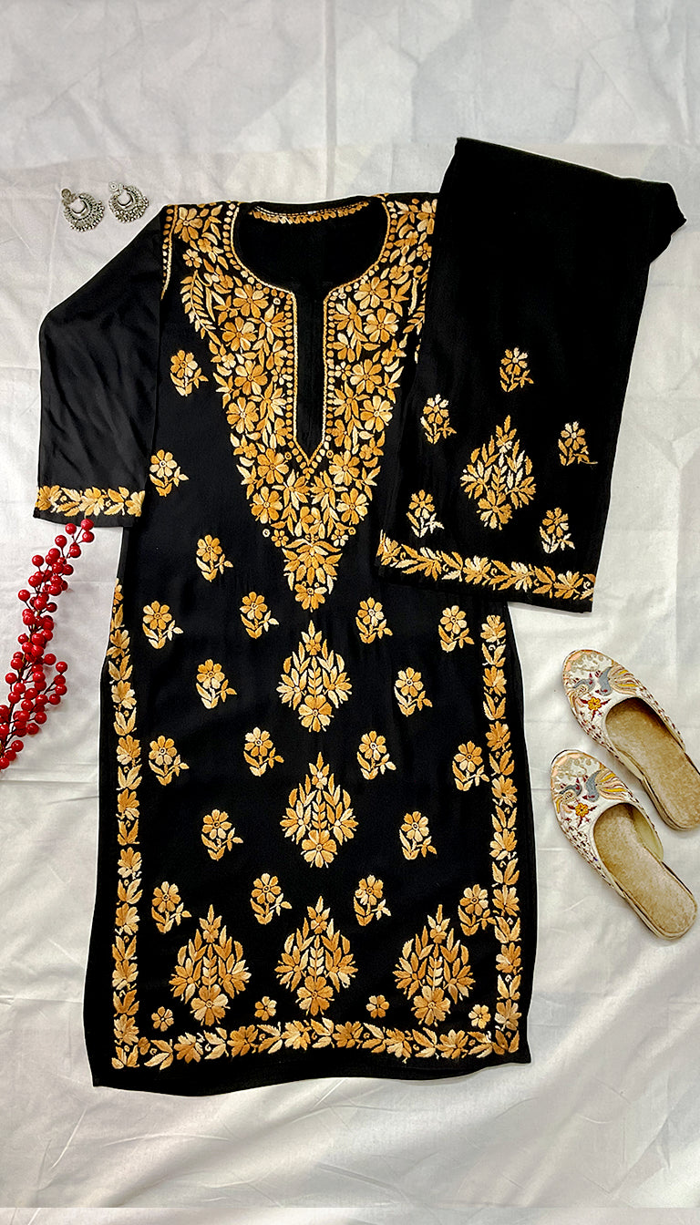 Noor-e-Rang Premium Chikankari 2 Pc Kurta Set – Black & Crimson Red